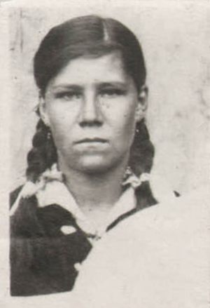 Василенко (Турок) Ольга. 15 лет. 1943 г.